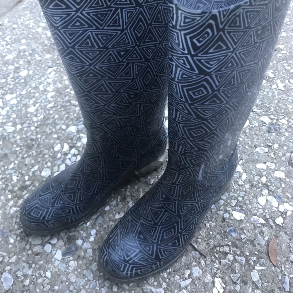 Toms rain boots
